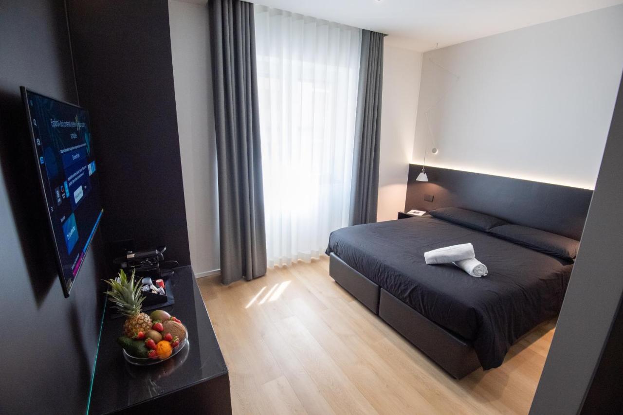 Contemporaneamente 147 - Modern & Comfort Rooms Bari Eksteriør bilde