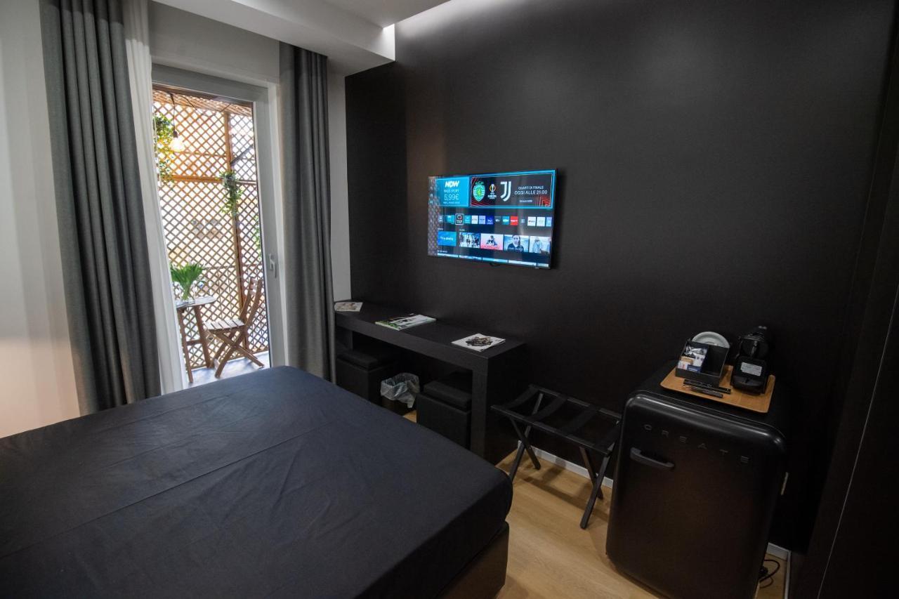 Contemporaneamente 147 - Modern & Comfort Rooms Bari Eksteriør bilde